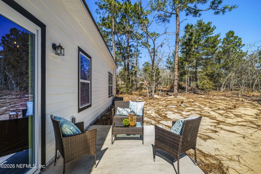 Exterior details and patio area of a home in , Keystone Heights (Image 29).