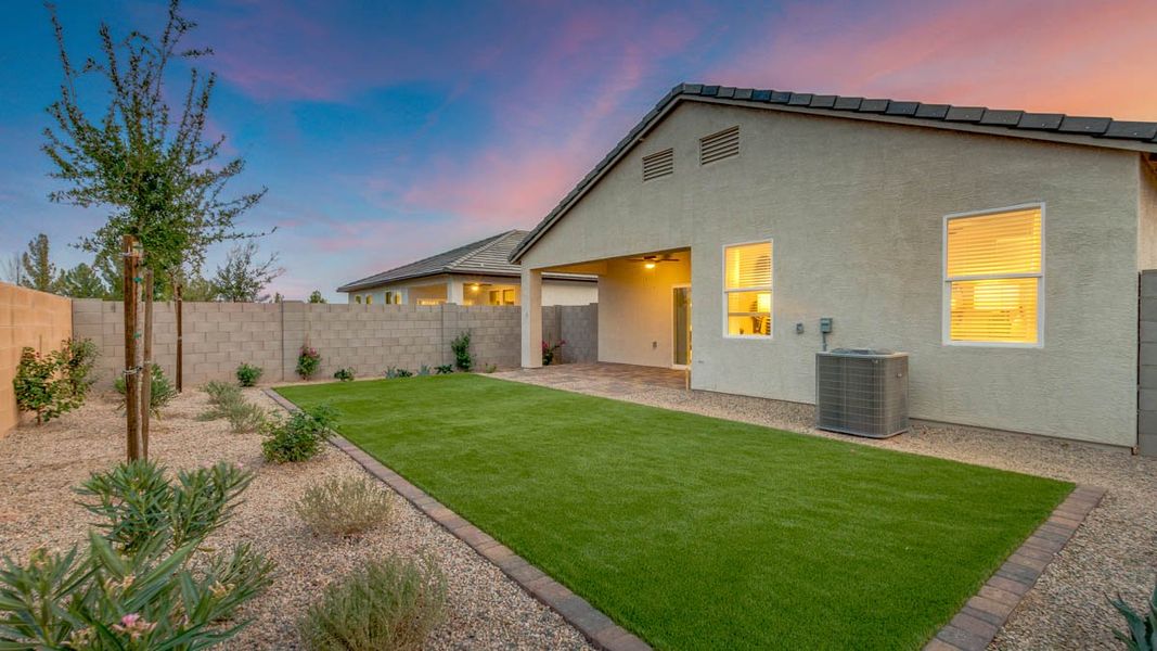Representative exterior details of a home built from the Hummingbird by D.R. Horton in Rio Rancho Estates, Surprise (Image 25). Representative exterior details of a home built from the Hummingbird by D.R. Horton in Rio Rancho Estates, Surprise (Image 25).