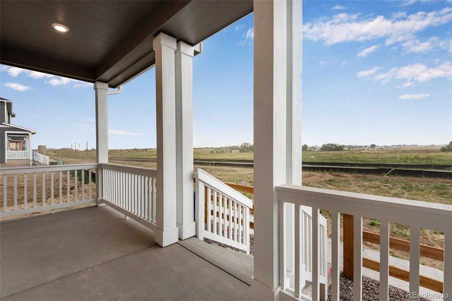 Image 34 of a home in Vista Meadows.