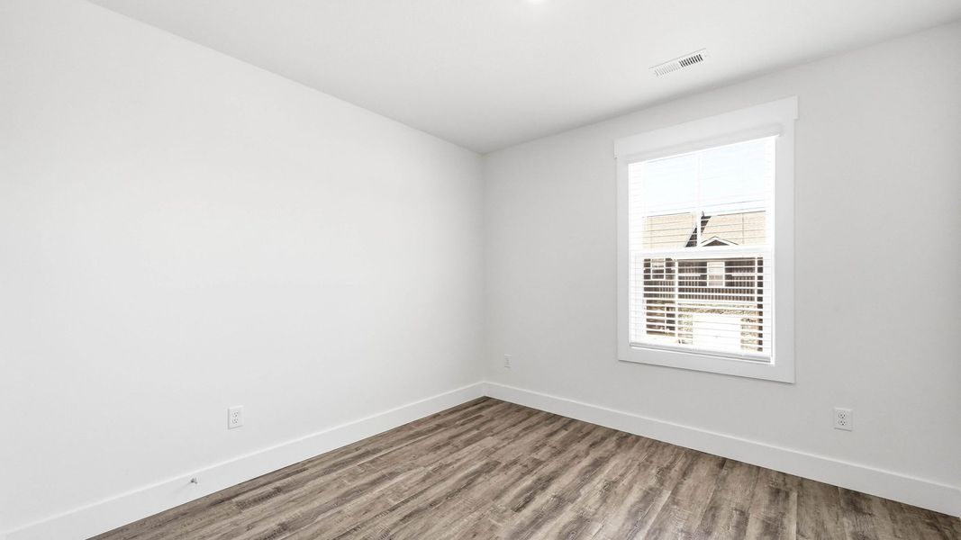 Spacious, unfurnished interior of a new home in The Arbor Townhomes, Kingsport (Image 18).