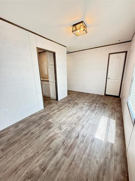 Spacious, unfurnished interior of a new home in , Paris (Image 13).