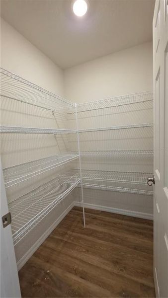 Spacious, unfurnished interior of a new home in , Citrus Springs (Image 13).