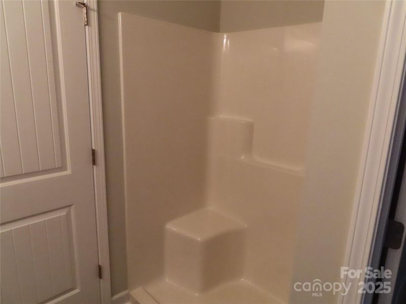 Image 16 of a home in .