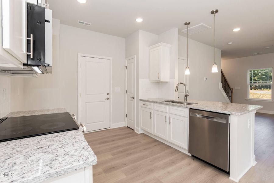 Kitchen 04