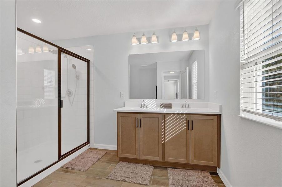 Furnished interior view inside a new home in The Reserve at Lake Ridge, Minneola (Image 37).