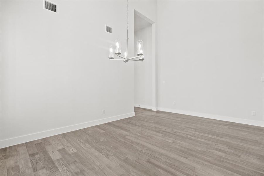 Spacious, unfurnished interior of a new home in Lyons Crest Estates, Garland (Image 37). Spacious, unfurnished interior of a new home in Lyons Crest Estates, Garland (Image 37).