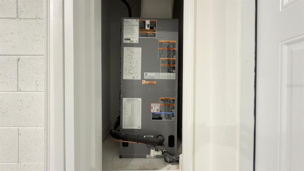 Close-up of interior finishes inside a home in , Ocala (Image 11). Close-up of interior finishes inside a home in , Ocala (Image 11).