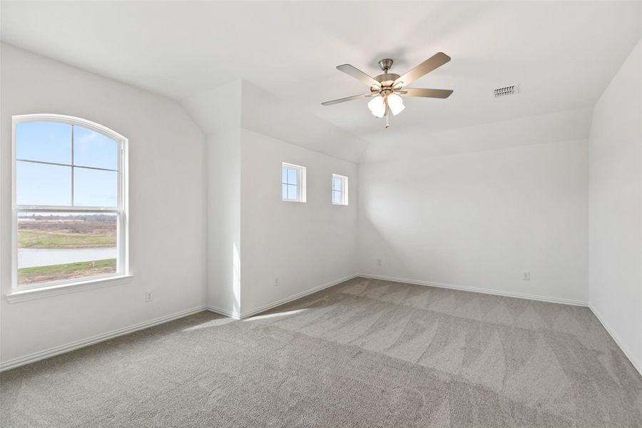 Spacious, unfurnished interior of a new home in Aldeana, Bonney (Image 31).