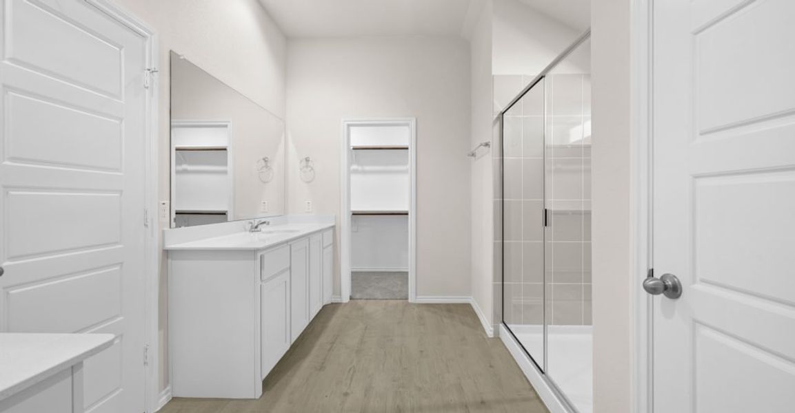 Representative exterior photo of a completed home built from the Hampton II by Impression Homes in Mountain Valley, Burleson, TX (Image 14). Representative exterior photo of a completed home built from the Hampton II by Impression Homes in Mountain Valley, Burleson, TX (Image 14).