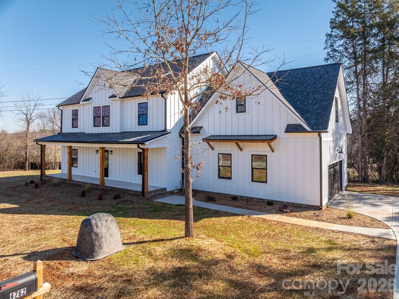 Exterior details and patio area of a home in , Denver (Image 3).
