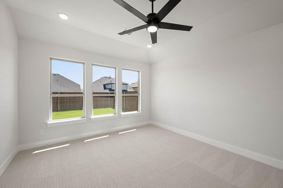 Spacious, unfurnished interior of a new home in Discovery Collection at Bridgewater, Midlothian (Image 20).