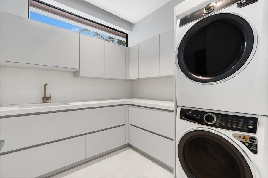LG100791-MLS