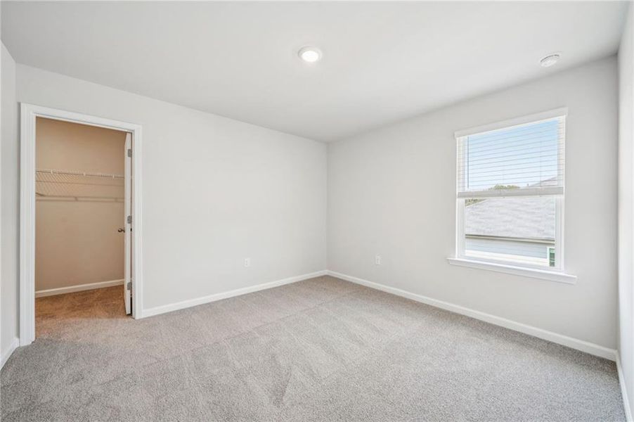Spacious, unfurnished interior of a new home in Preserve at Mountain Creek, Pendergrass (Image 26).