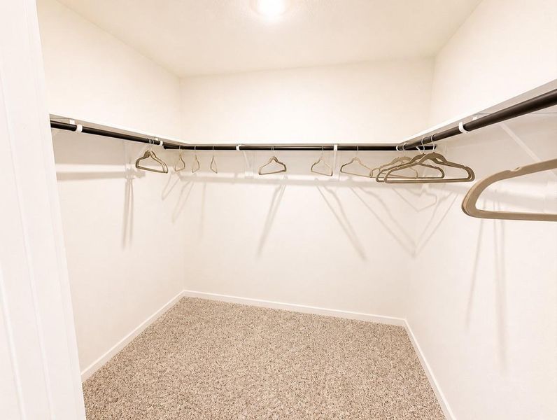 Spacious, unfurnished interior of a new home in , Houston (Image 20).
