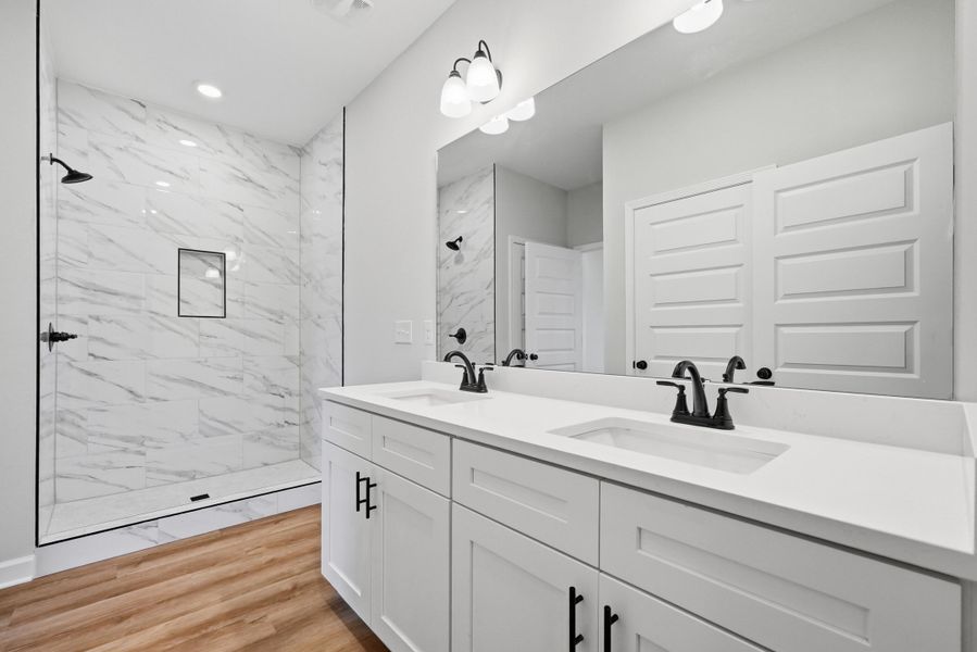 Owners Bathroom