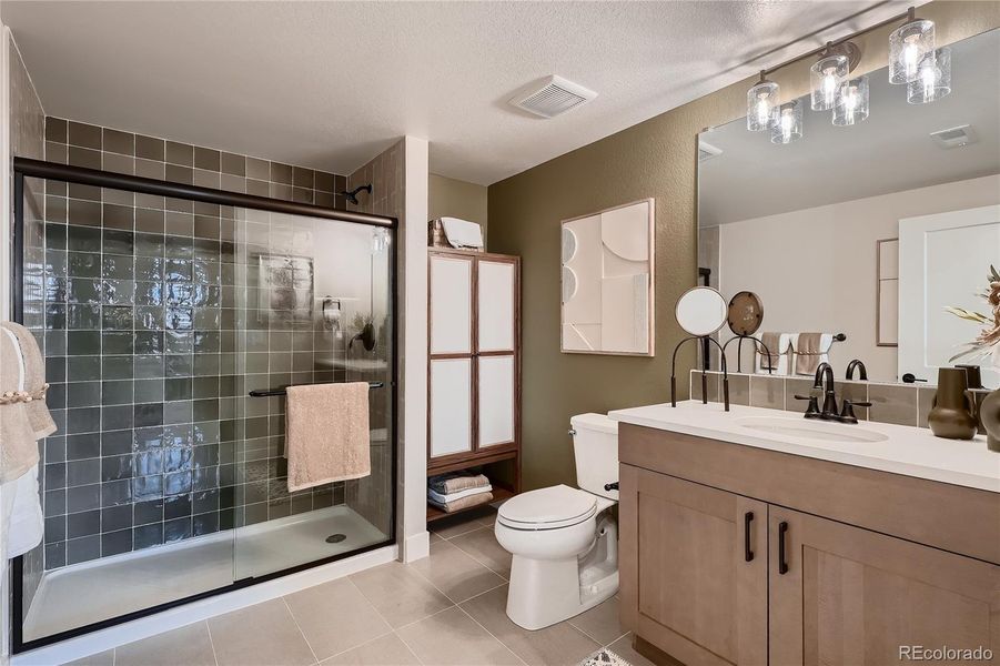 Furnished interior view inside a new home in , Westminster (Image 35).