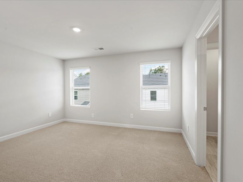Spacious, unfurnished interior of a new home in Valentine Townes, Greer (Image 12).
