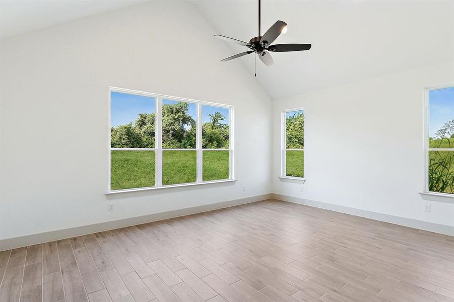 Spacious, unfurnished interior of a new home in Lucky Ridge, Boyd (Image 24).