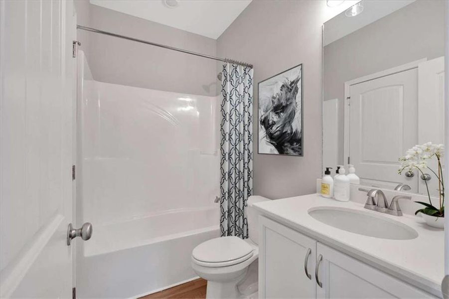 Furnished interior view inside a new home in Heritage Pointe at The Georgian, Villa Rica (Image 13). Furnished interior view inside a new home in Heritage Pointe at The Georgian, Villa Rica (Image 13).