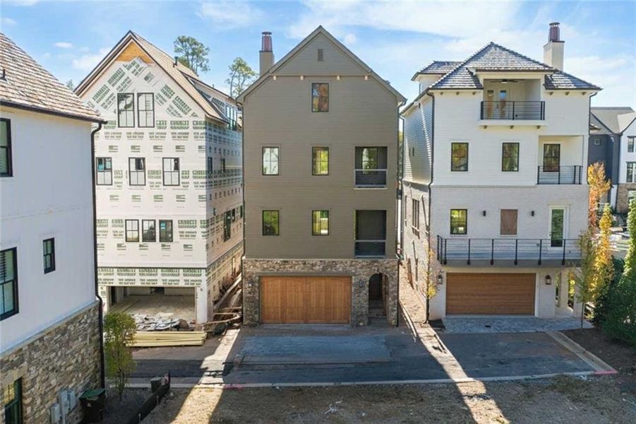 Image 69 of a home in .