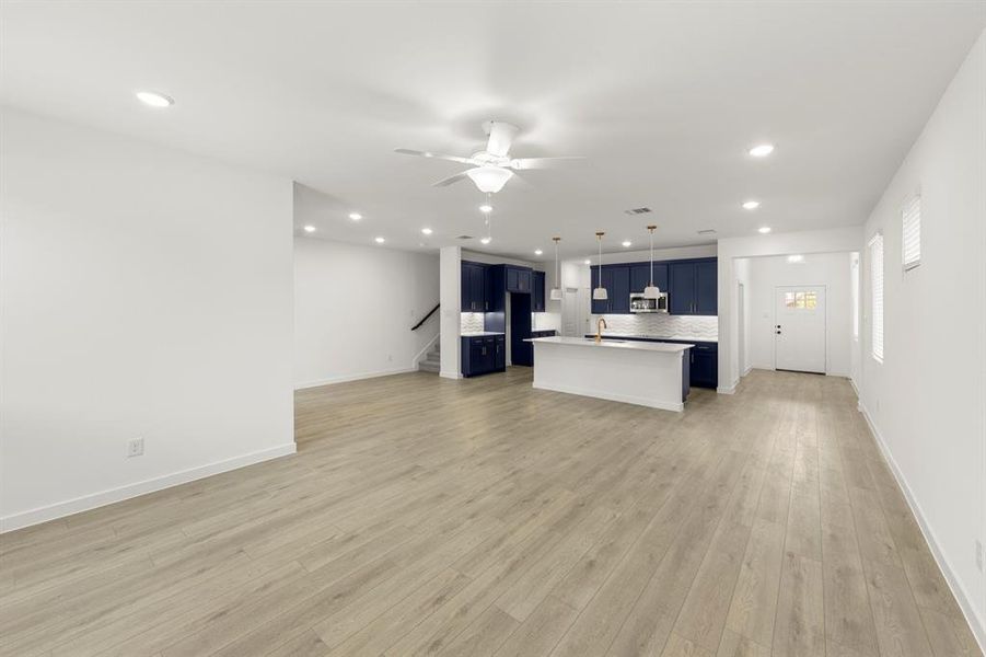 13. 2553 Lost Maples - Family (3)