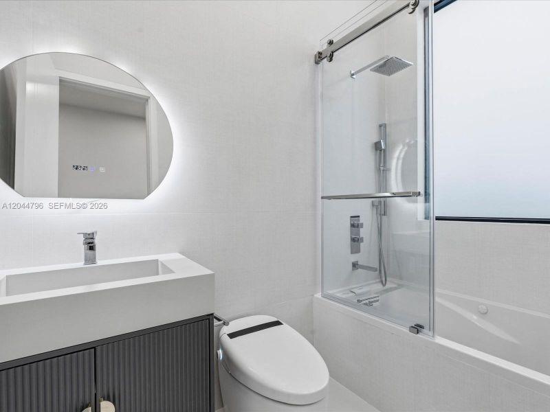 Furnished interior view inside a new home in , Pompano Beach (Image 20).