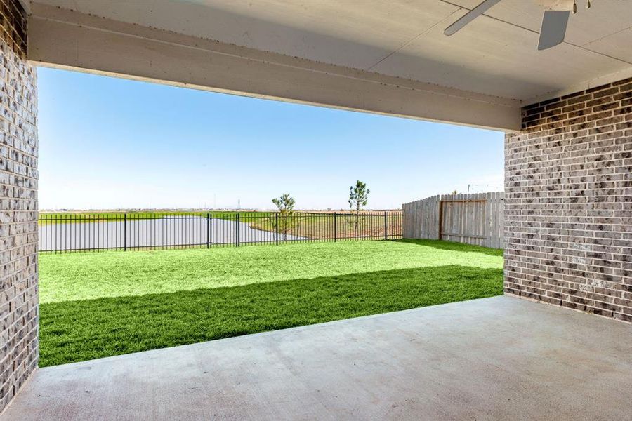 HUGE Covered Patio