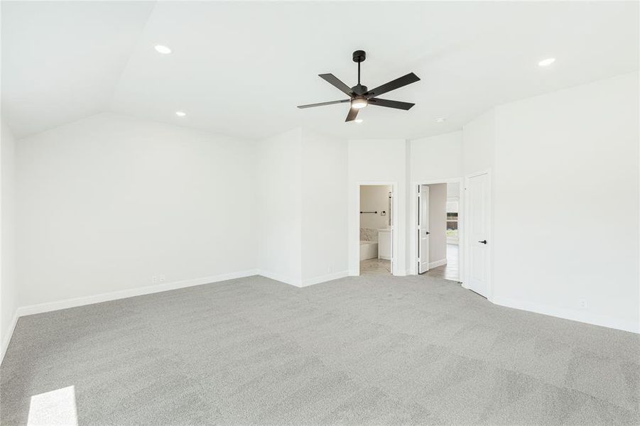 Spacious, unfurnished interior of a new home in Grand Heritage, Lavon (Image 29).