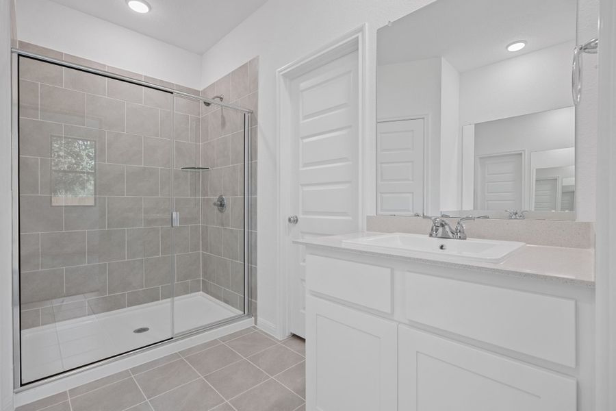Furnished interior view inside a new home in Trinity Ranch, Elgin (Image 10).