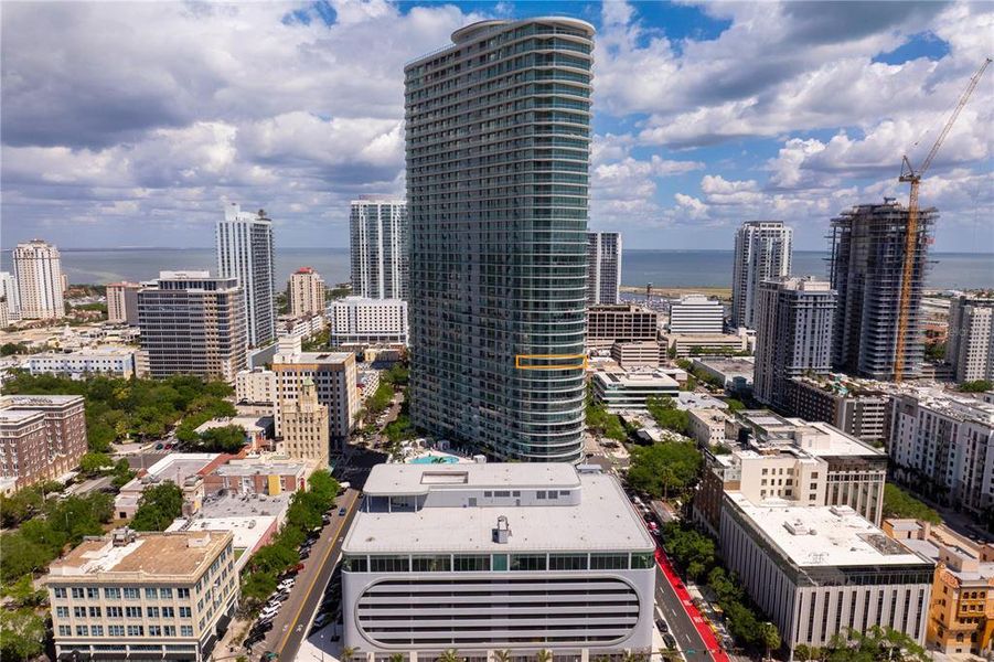 Condo located in St. Petersburg, FL showcasing its design and architecture (Image 20). Condo located in St. Petersburg, FL showcasing its design and architecture (Image 20).