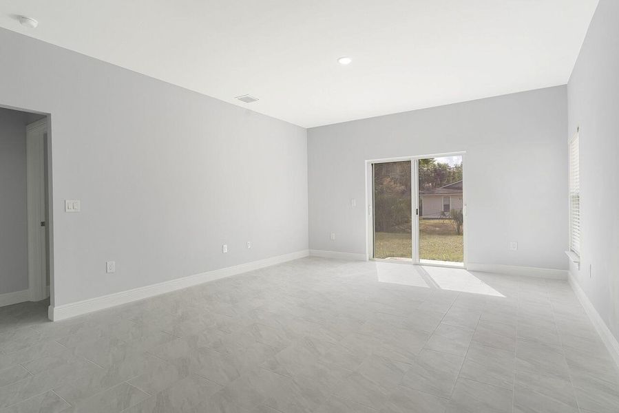 6215-4th-Ln-HigMedia-009-1280