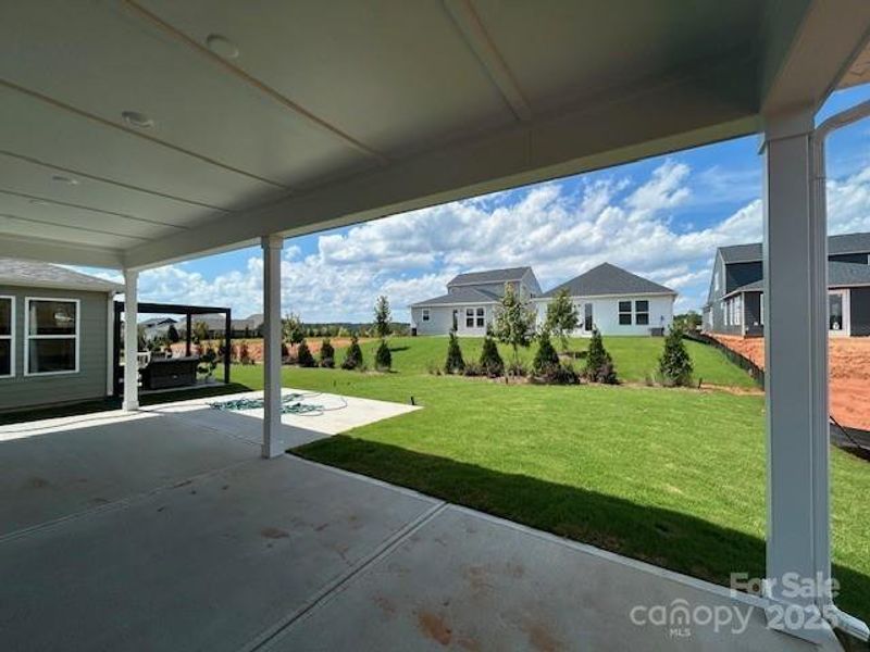 Image 8 of a home in . Image 8 of a home in .