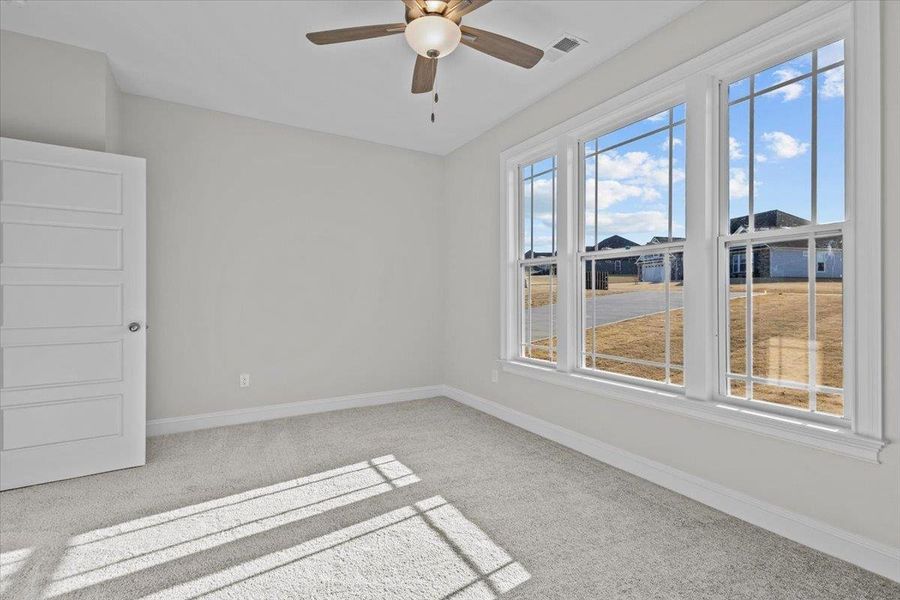 Spacious, unfurnished interior of a new home in Messer Farms, Inman (Image 13).