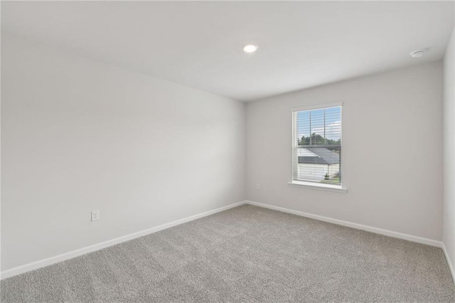 Spacious, unfurnished interior of a new home in Preserve at Mountain Creek, Pendergrass (Image 16).