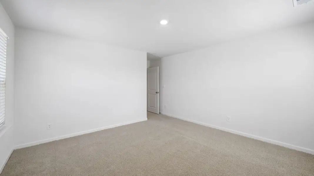 Spacious, unfurnished interior of a new home in Catlett Cove, Knoxville (Image 50). Spacious, unfurnished interior of a new home in Catlett Cove, Knoxville (Image 50).