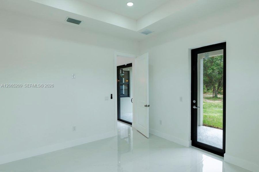 Spacious, unfurnished interior of a new home in , Lehigh Acres (Image 76).