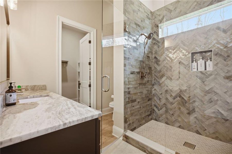 Furnished interior view inside a new home in , Dawsonville (Image 7).