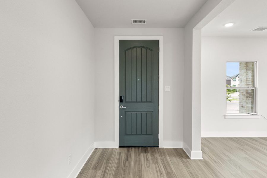 Spacious, unfurnished interior of a new home in Waterscape, Royse City (Image 9). Spacious, unfurnished interior of a new home in Waterscape, Royse City (Image 9).