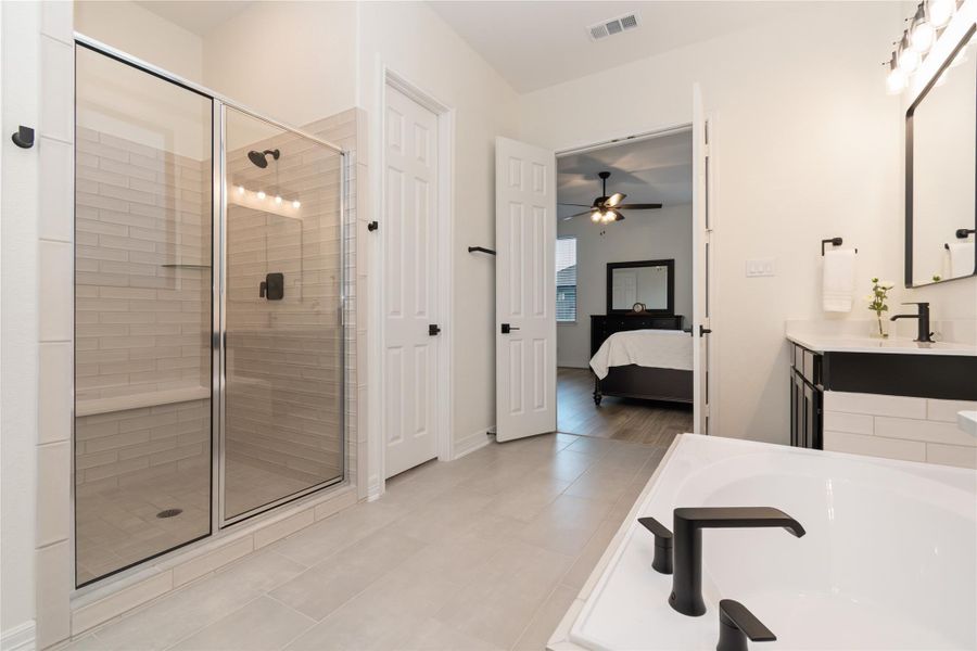 Furnished interior view inside a new home in StoneCreek Estates, Richmond (Image 34).