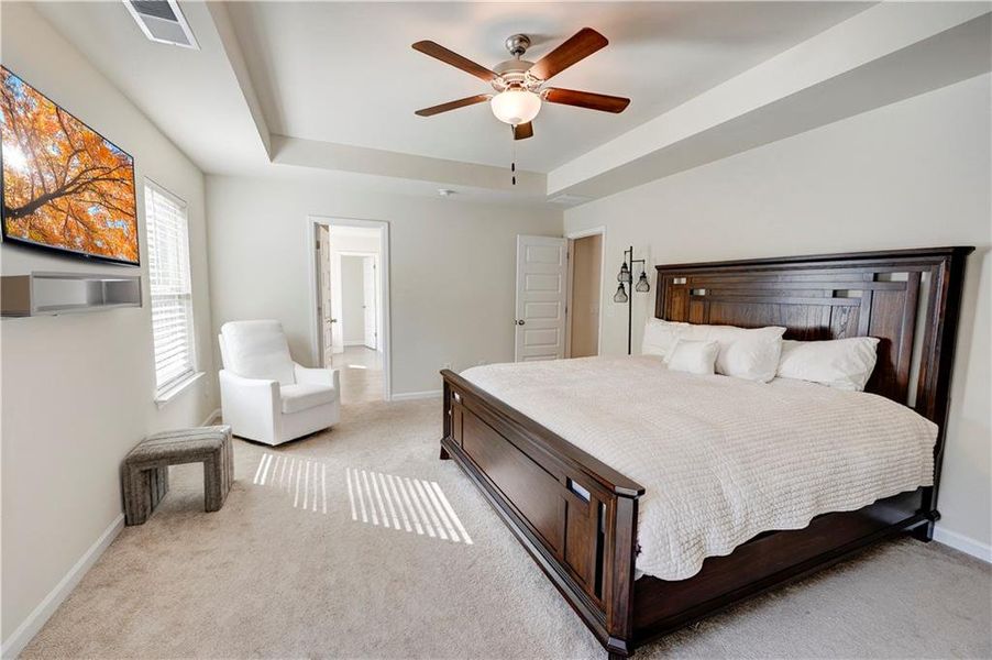 Furnished interior view inside a new home in , Calhoun (Image 30).
