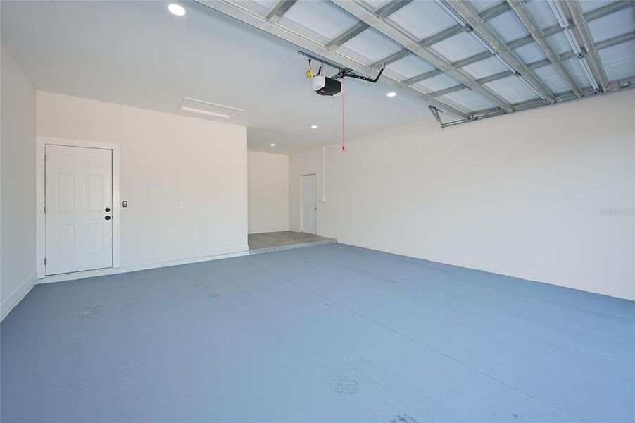 Spacious, unfurnished interior of a new home in , Indian Lake Estates (Image 50).