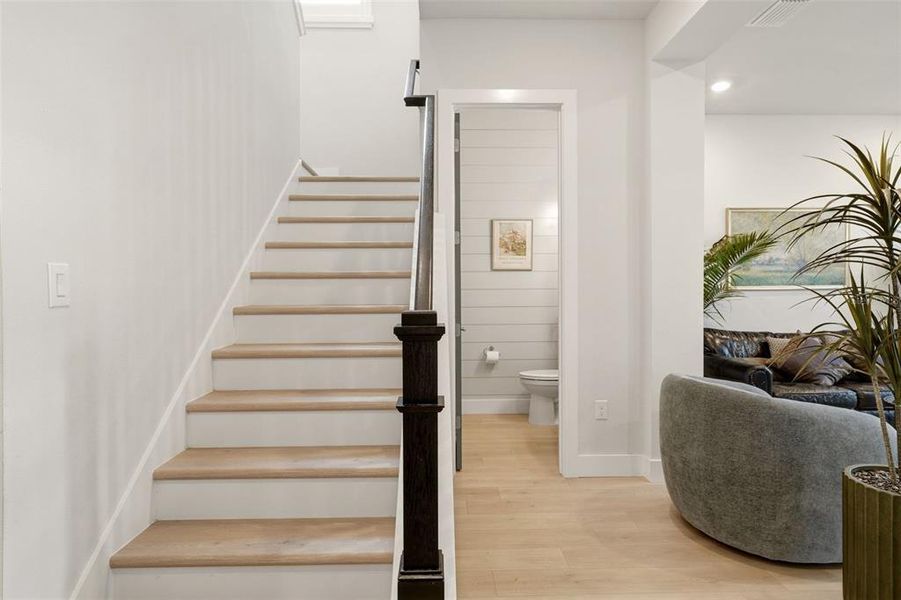 Image 67 of a home in Emerald Landing at Waterside at Lakewood Ranch – Lake Series. Image 67 of a home in Emerald Landing at Waterside at Lakewood Ranch – Lake Series.