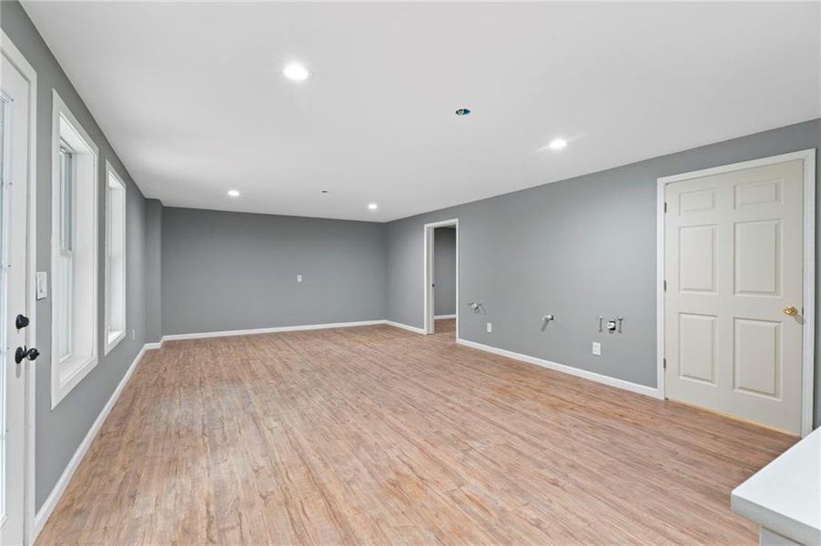 Spacious, unfurnished interior of a new home in , Snellville (Image 38).