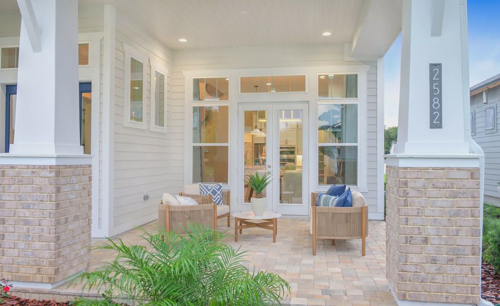Exterior details and patio area of a home in Oakmont, Gainesville (Image 21).