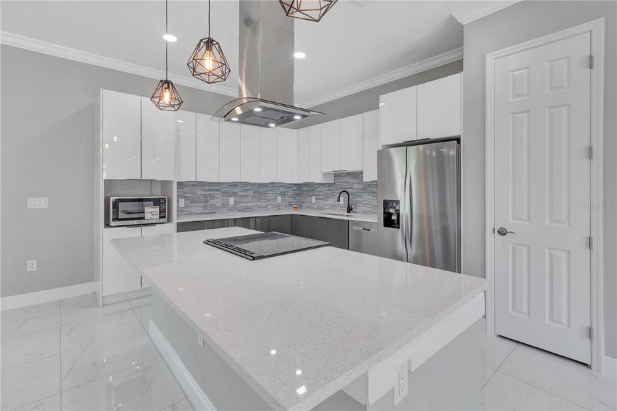 Furnished interior view inside a new home in , Leesburg (Image 6).