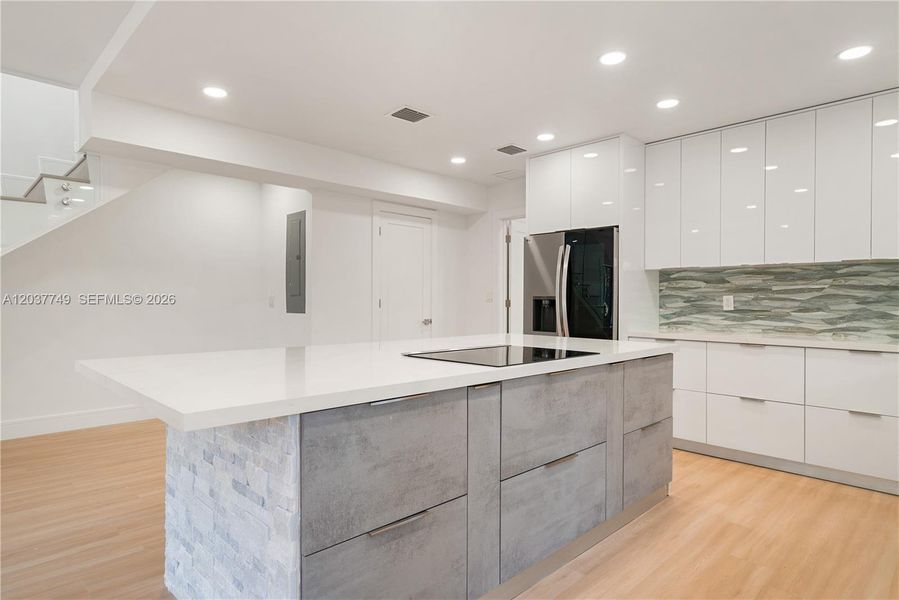Furnished interior view inside a new home in , Key Largo (Image 11).