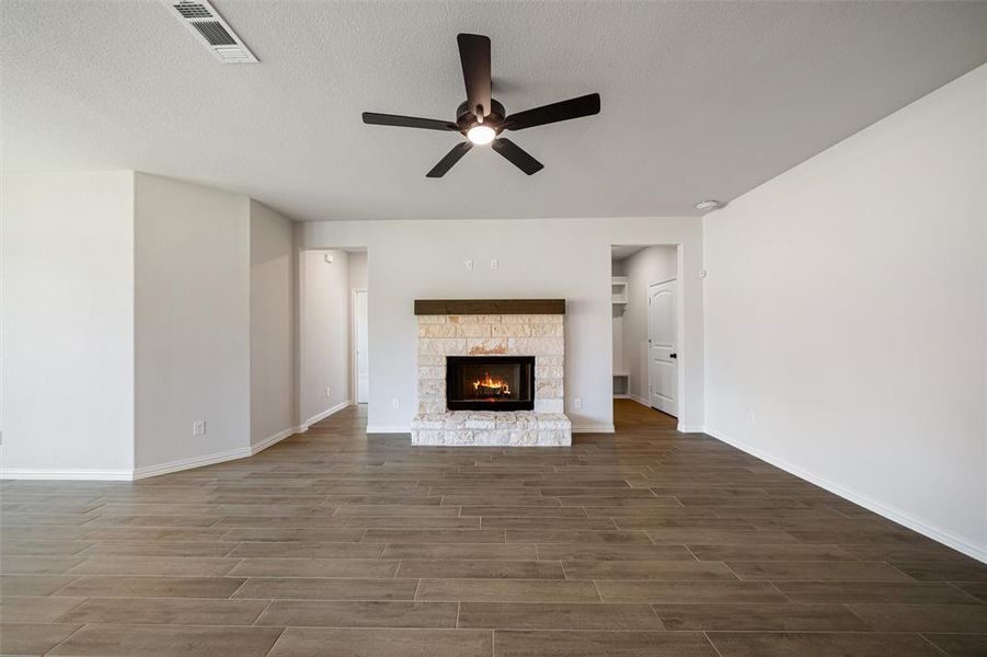 Spacious, unfurnished interior of a new home in Oak Grove Addition, Springtown (Image 17). Spacious, unfurnished interior of a new home in Oak Grove Addition, Springtown (Image 17).