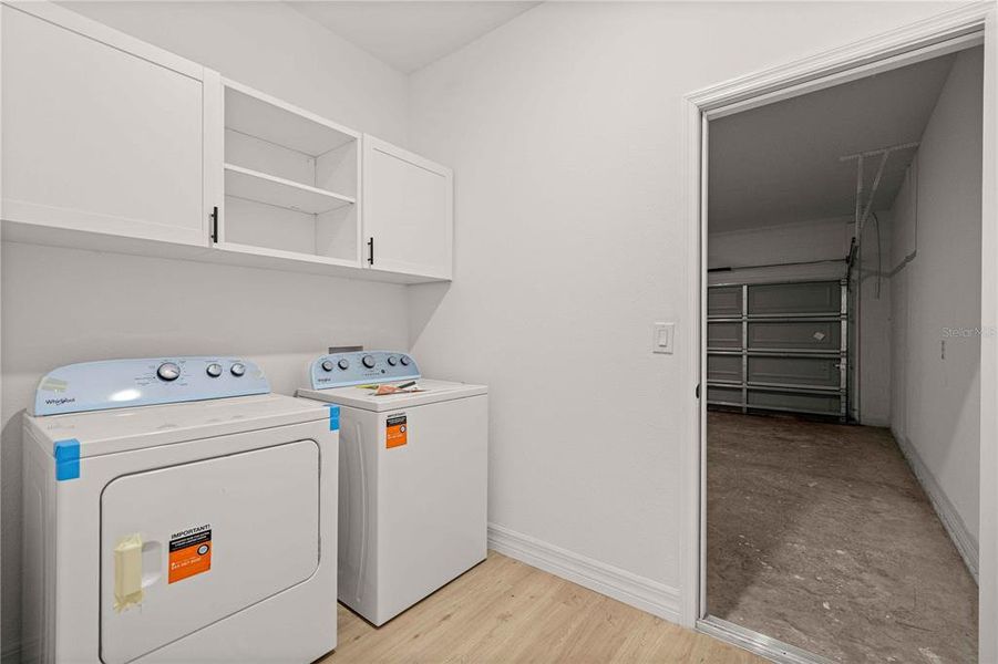 Furnished interior view inside a new home in , Citrus Springs (Image 5).