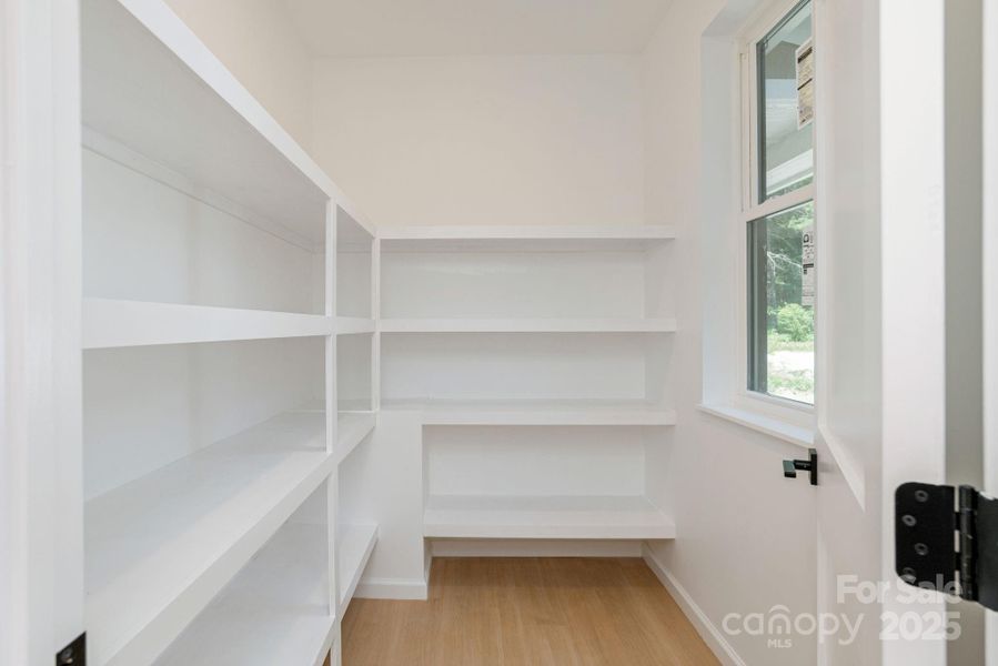 Spacious, unfurnished interior of a new home in , Flat Rock (Image 33).