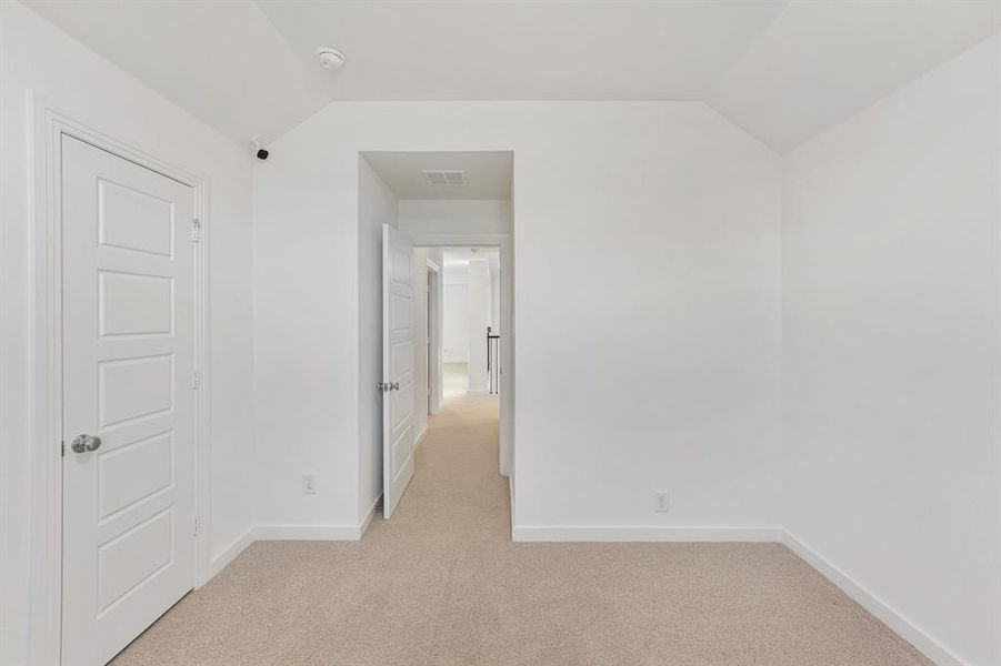 Spacious, unfurnished interior of a new home in Pecan Square, Northlake (Image 22).